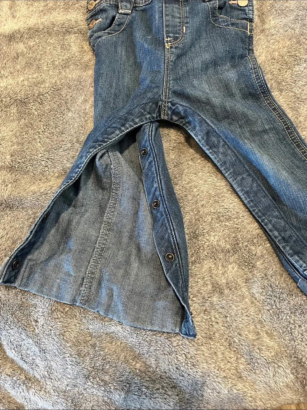 💕 2/$15 Old Navy Girls Overalls-2T